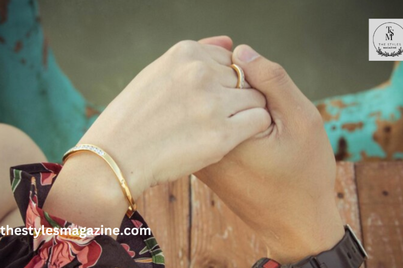 The Wrist Bracelet, An Enduring Jewellery Tradition Across The Ages