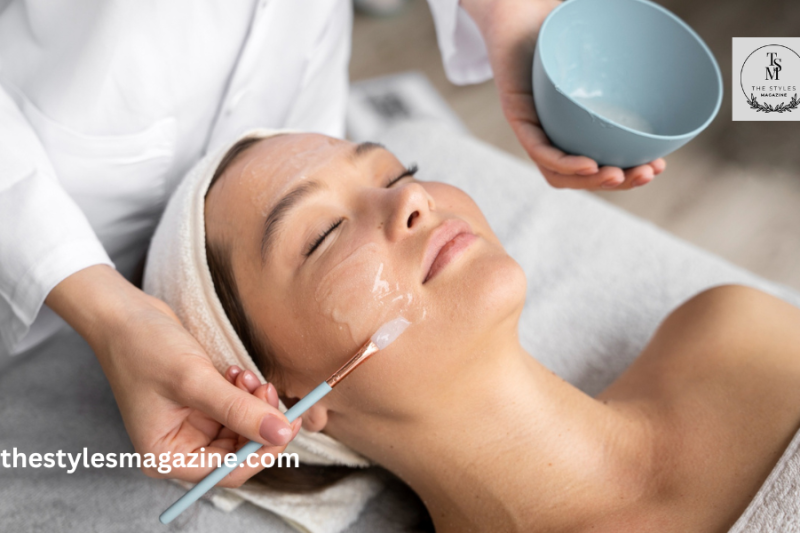 The Benefits Of Regular Visits To A Beauty Lounge For Your Wellness