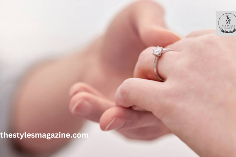 The Dos And Don’ts Of Buying An Engagement Ring Online